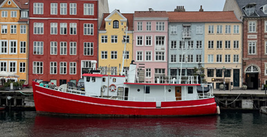 Hausboot in Amsterdam