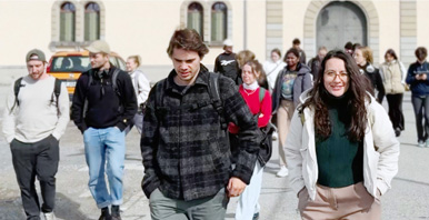 Studierende auf Exkursion