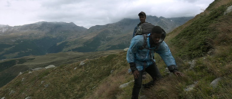 Bild aus dem Film Hamamaculana, 2 Männer in den Bergen