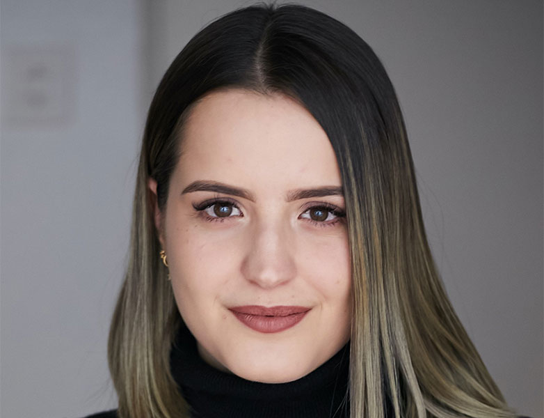 Portrait Lara von Däniken