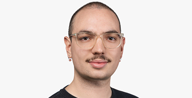 Portrait von Kilian Kistler, Künstlerische Assistenz beim Master Design der HSLU – Design Film Kunst. 