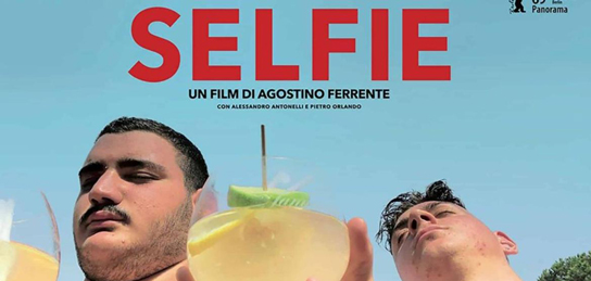 selfie agostino ferrente imagefullwide