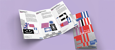 Trifold-Flyer mit abstrakten Grafiken und Infos zum Glasfaseranschluss von Axians, gestaltet von Nodo.