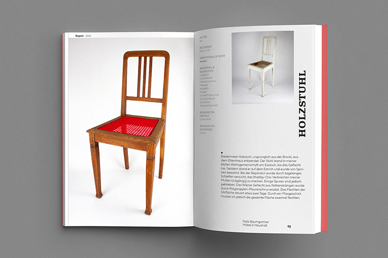 Blick in ein aufgeschlagenes Buch mit Vorher-nachher-Fotos eines reparierten Holzstuhls. Die Seite dokumentiert Materialeinsatz und persönlichen Bezug – aus dem Repairbook-Projekt von Nodo.