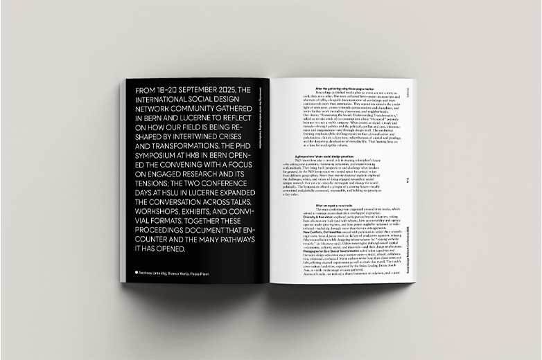 Publikation und Dokumentation zur Social Design Network Conference mit aufgeschlagenen Buchseiten, Textbeiträgen, Fotografien von Vorträgen, Workshops und Teilnehmenden sowie grafisch gestalteten Covern.