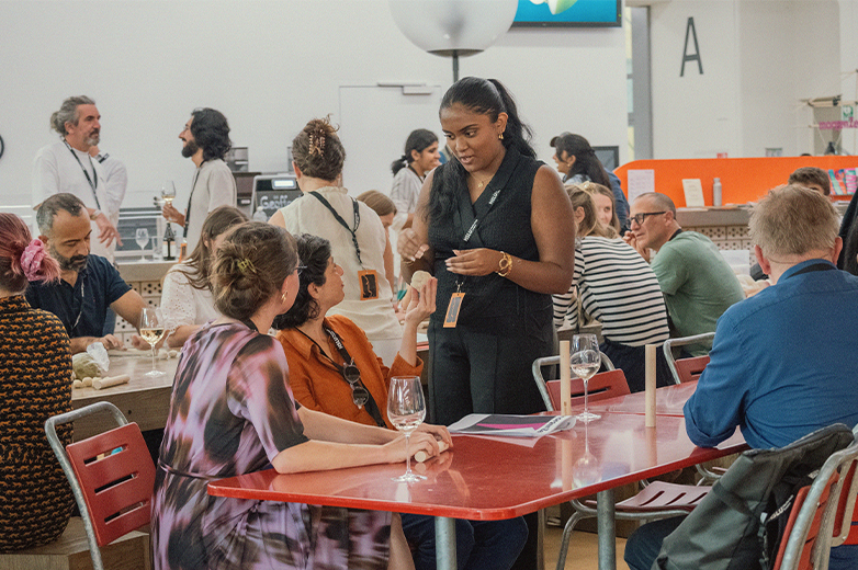 Einblicke in die SDNC: Plakate im öffentlichen Raum, Workshops, Vorträge und Austausch zwischen Teilnehmenden an der Hochschule Luzern – Design Film Kunst.