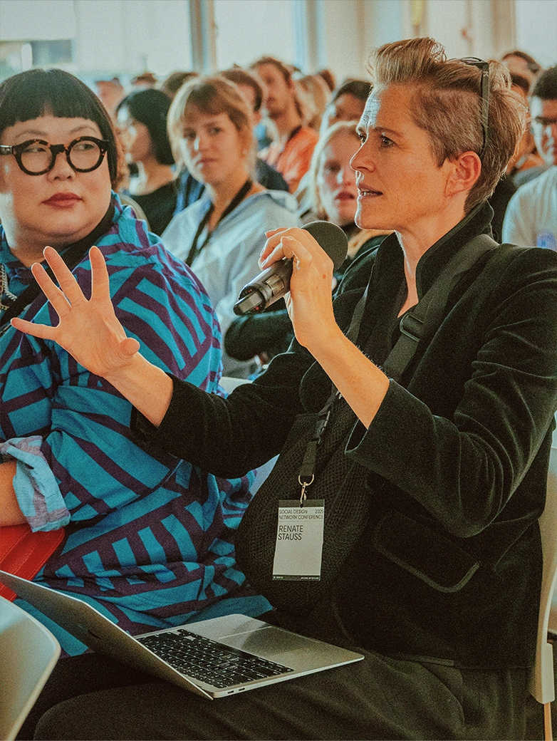 Einblicke in die SDNC: Plakate im öffentlichen Raum, Workshops, Vorträge und Austausch zwischen Teilnehmenden an der Hochschule Luzern – Design Film Kunst.