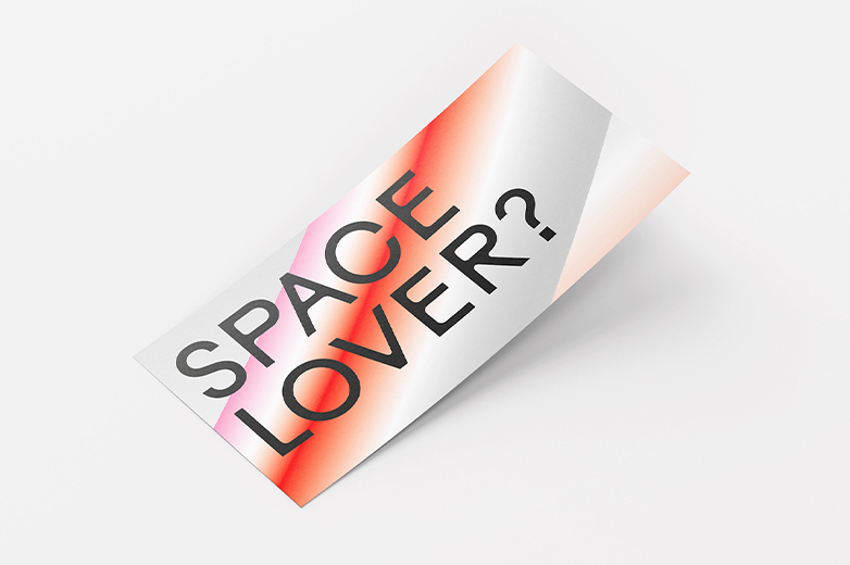 Visuelle Identität und Kommunikationsmittel des Bachelor Spatial Design der HSLU, mit Printprodukten, digitalen Anwendungen, Eventeinblicken und Gestaltungselementen in auffälligem Farbkonzept.