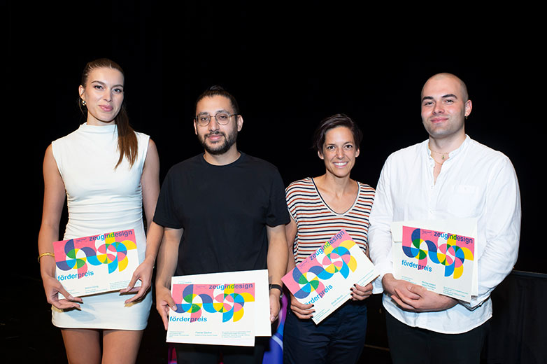 Förderpreis zeugindesign-Stiftung (vlnr.): Shirin Doerig, Fawad Qadire, Dina Wernli und -	Philipp Amaro Veiga Pinheiro. Nicht anwesend: Nora Wagner