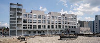 Viscosistadt, Bau 745