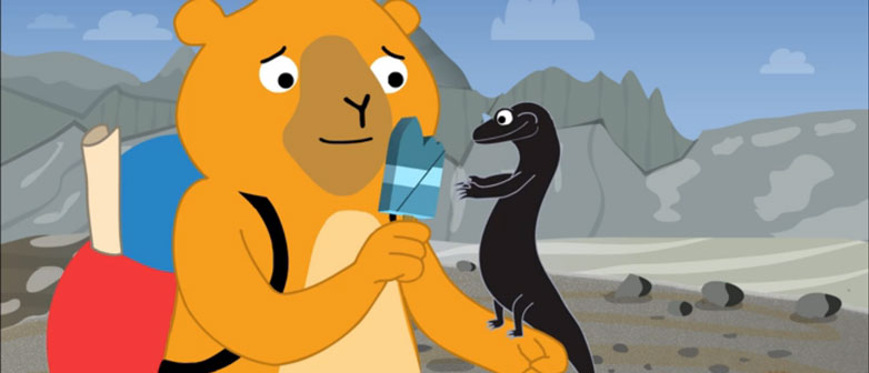 Der Salamander Tumasch erklärt dem Murmeltier Tektoni mit einem Eis die Entstehung des Martinslochs. Screenshot: Hochschule Luzern