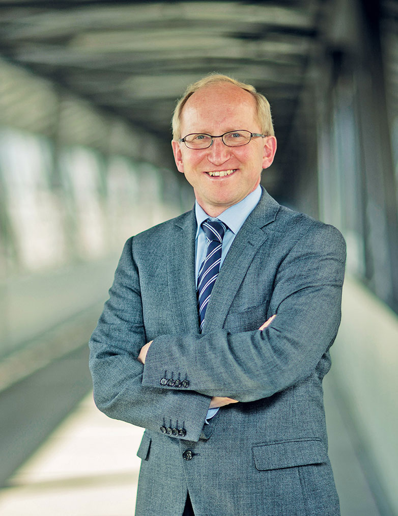 «Unternehmerisches Denken» zählt Rektor Markus Hodel zu den Schlüsselqualifikationen, die die Hochschule Luzern ihren Studierenden vermitteln will. Eigenverantwortung und Innovationsgeist sind Eigenschaften, die auch viele Unternehmen von ihren Mitarbeitenden erwarten. (Bild: apimedia)