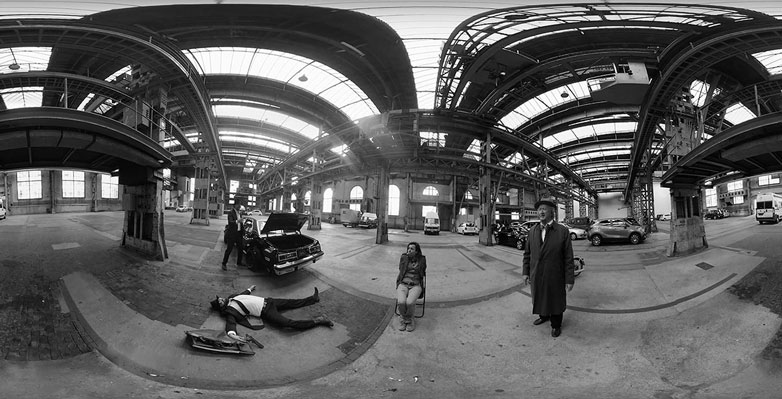 Szene aus der Krimi-Parodie «Inspector Crazy: Schuss und Kuss»: Eine 360°-Kamera filmt gleichzeitig in alle Richtungen.