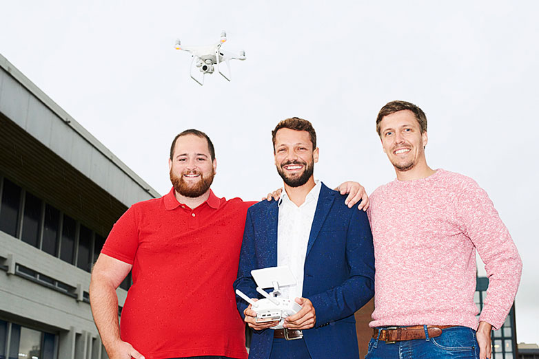 Drohnen-Business: Andreas Tietze (M.) und Partner.