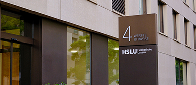 Rektorat & Services an der Werftestrasse 4