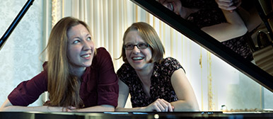 Duo Auf einem Klavier