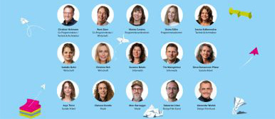 Porträts aller Teammitglieder von Smart Up auf blauem Hintergrund