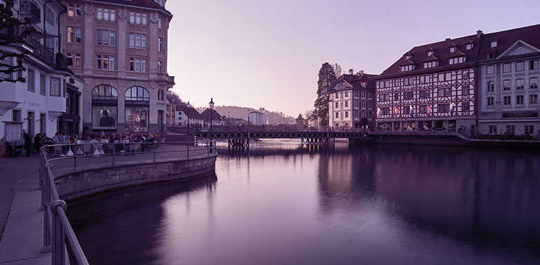Bild von Brücke über Reuss