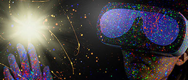 Mensch mit VR-Brille