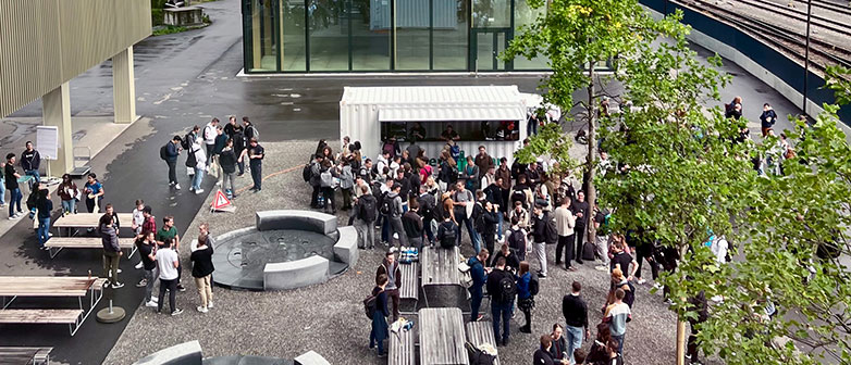 Bild von der Docker Bar