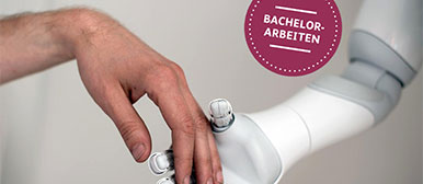 Ein Roboter gibt einem Menschen die Hand