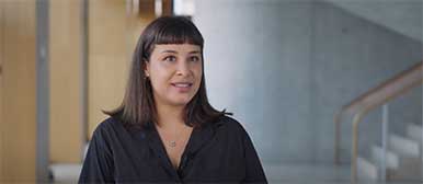 junge Frau CAS DBI - HSLU