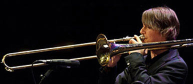 Posaunist beim Konzert