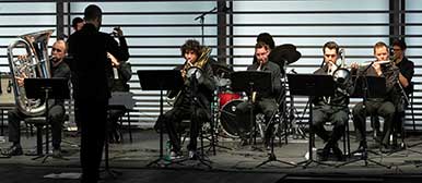 Die Big Band der Hochschule Luzern im Konzertsaal Salquin. 
