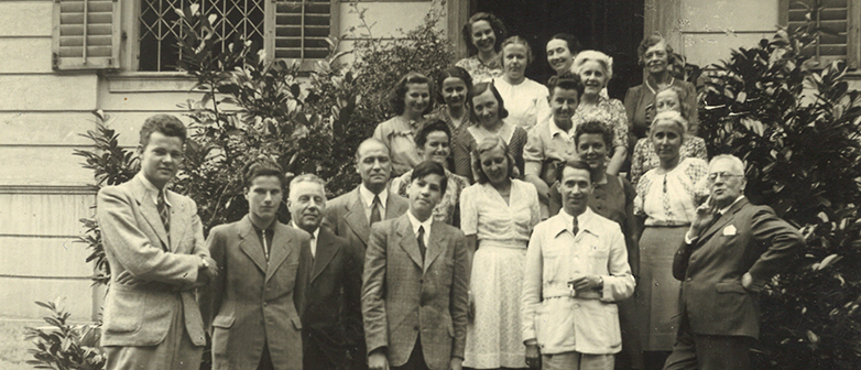 Der Geiger Carl Flesch (ganz rechts) mit seiner Meisterklasse 1944. Foto: aus Privatbesitz