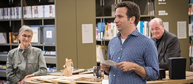 Talk in der Bibliothek des Departements Musik. 