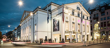 Das Luzerner Theater. Die Hochschule Luzern – Musik arbeitet regelmässig mit dem Mehrspartenhaus zusammen.