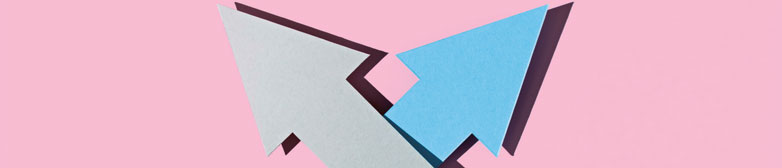 Ineinander gewobene Pfeile als Symbol für Interdisziplinarität