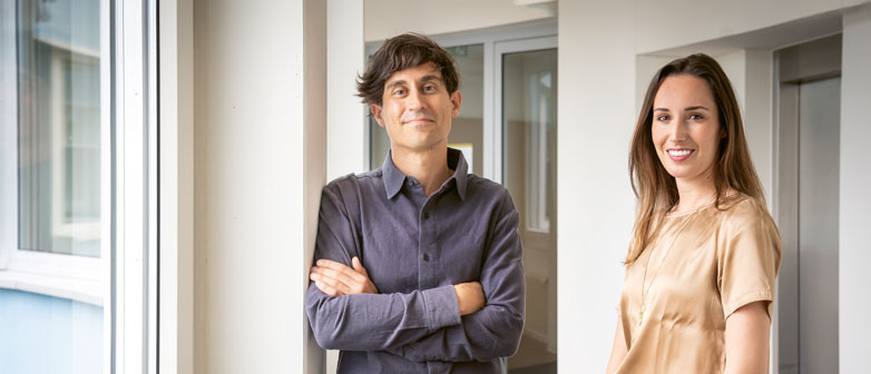 Zwei Forschende und Alterspolitikexperten