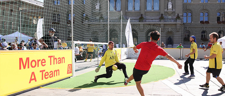 Surprise Strassenfussball Saisonfinal 2017 - Foto Ruben Hollinger 