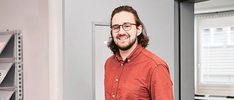 Aurel Michel, Master-Absolvent