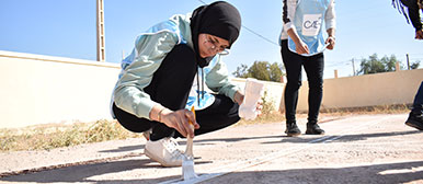 Junge Frau bei der Arbei