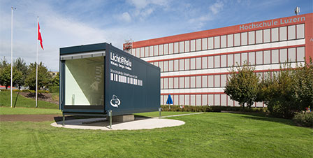Der Lichtmesscontainer auf dem Campus Horw