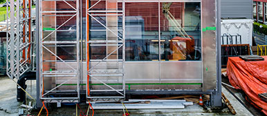 Dienstleistung - Fassadenprüfstand mit Einbau