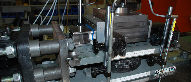 Computergestützte Berechnung - Versuch Elastomerlager