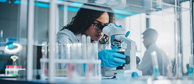 Zur Startseite der Karrieremöglichkeiten im Studium Medizintechnik und Life Sciences