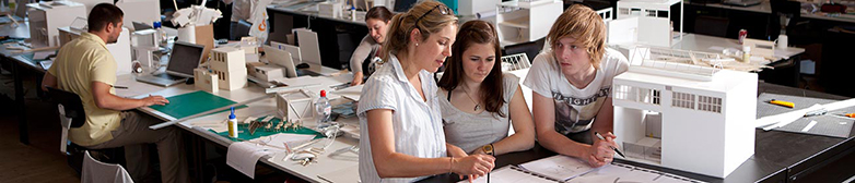 Menschen in Arbeitssituation