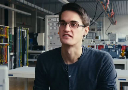 Lars Gisler, Student der Elektrotechnik, erzählt über seine Erfahrungen im Studium