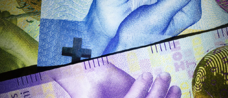 Swiss Asset Management Study 2022 Symbolbild mit drei Schweizer Banknoten