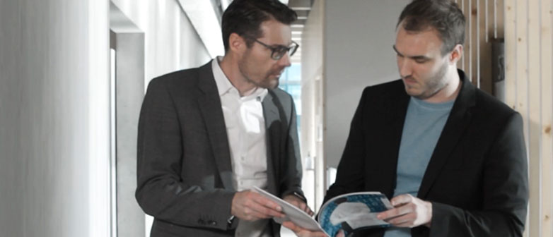 Programmleiter CAS Künstliche Intelligenz und Digitalisierung im Controlling Stefan Renggli und Moreno Frigg