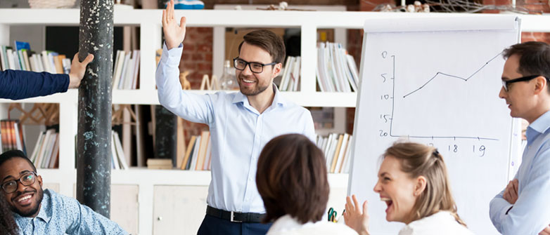In diesem Kurs bearbeiten Sie essenzielle Fragestellungen bezüglich Finanzen und Controlling und wenden Ihr Wissen praxisorientiert im Business an.