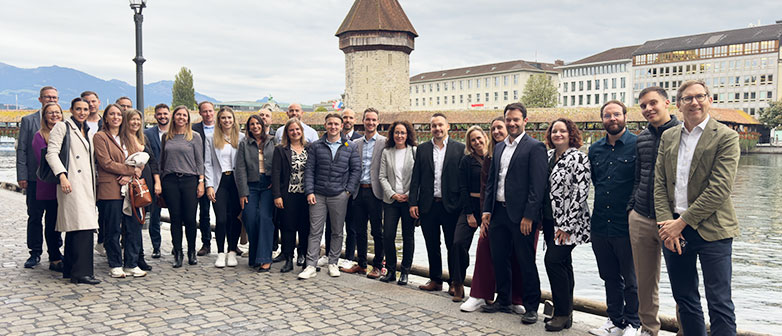 Wir gratulieren unseren 37 Absolventen/-innen zum erfolgreichen Abschluss ihrer Immobilien-Weiterbildung. 