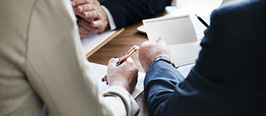 Illustration zur IFZ Weiterbildung CAS Gesamtbanksteuerung