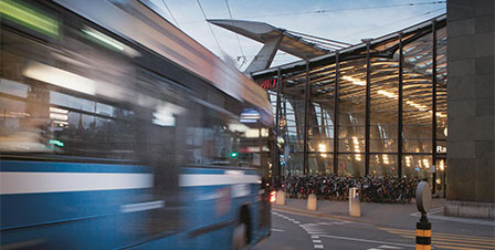 Zufahrt VBL-Bus Bahnhof Luzern