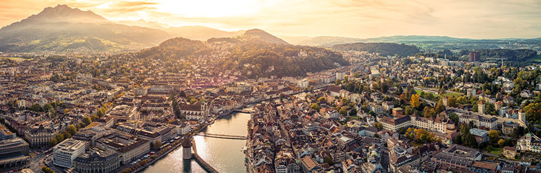 Study Finance in the heart of Switzerland