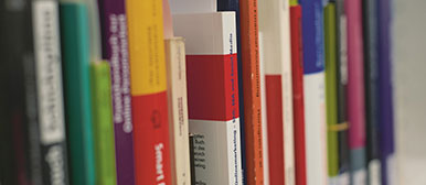 Nahaufnahme von Büchern